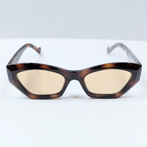 Cat eye sunglasses - sunglasses, tortoise